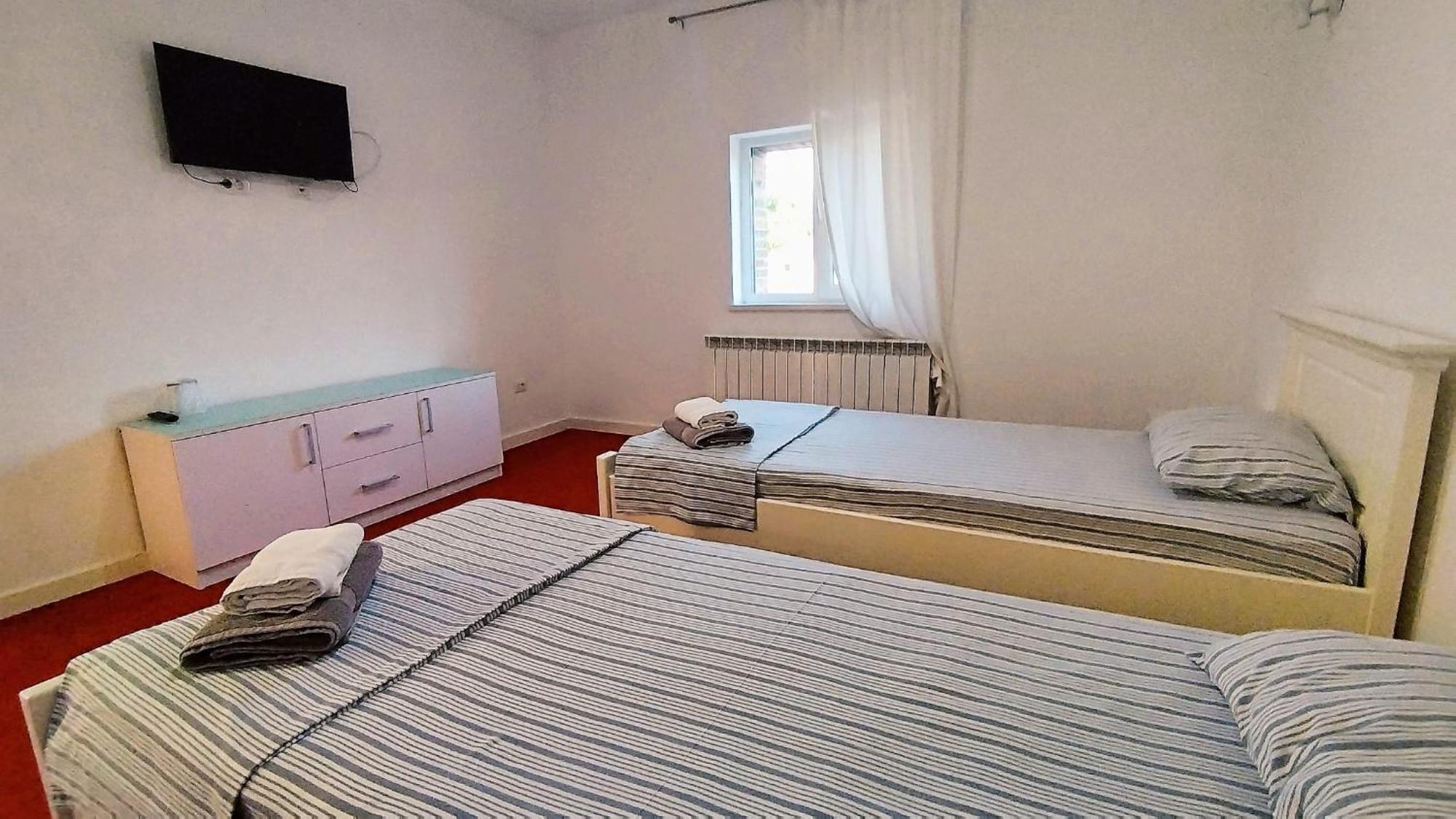 Fresh Accommodation Rădăuţi Dış mekan fotoğraf